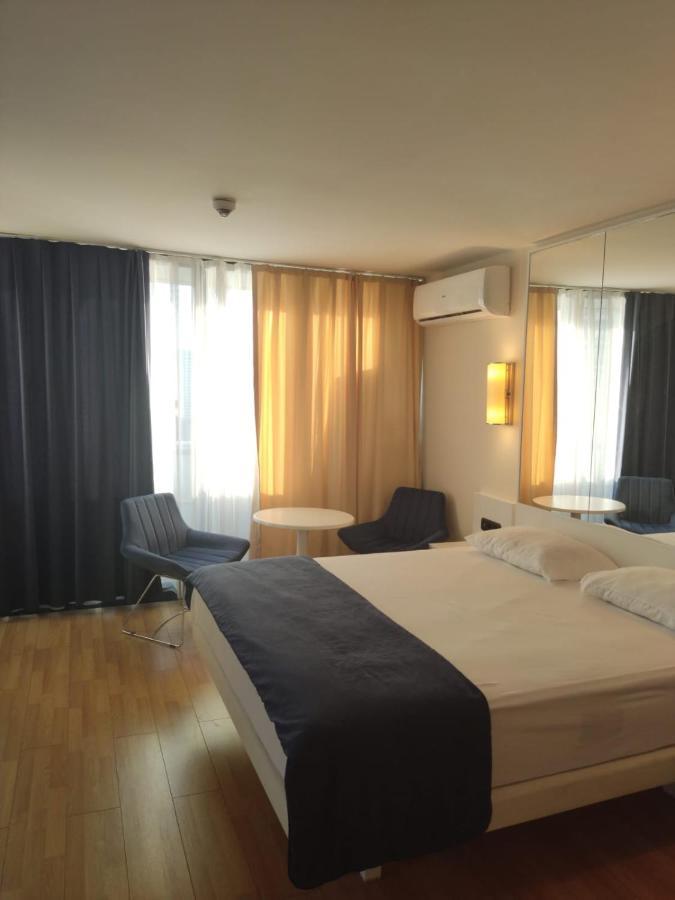 Orbi Twin Tower Apartement Batoemi Buitenkant foto
